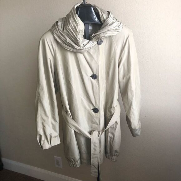 Gallery vintage beige raincoat size XL - Picture 2 of 13